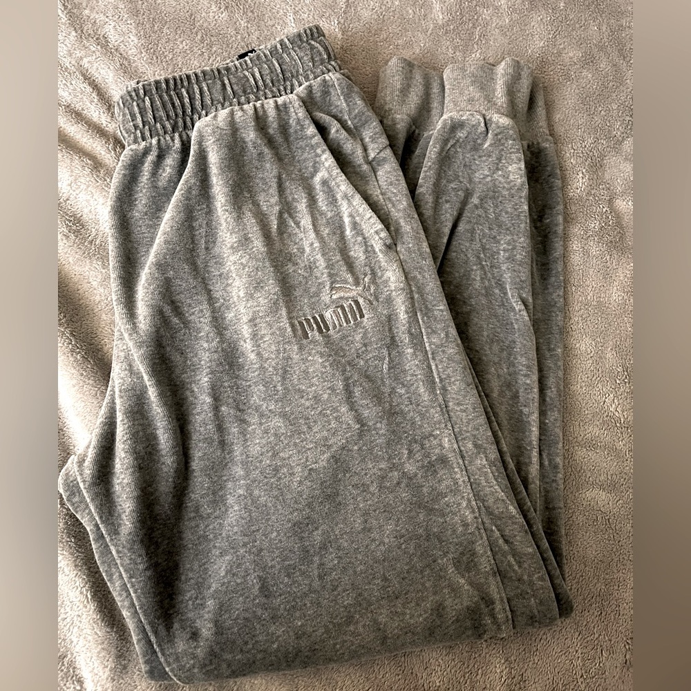 Men’s Dark Gray Puma Joggers Sweatpants Velveteen Size Large